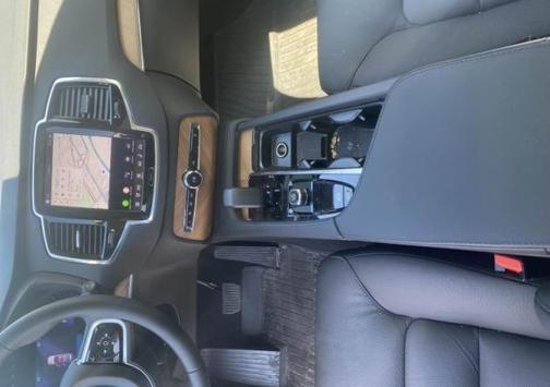 Vapour Grey Metallic 2025 Volvo XC90 B6 Plus 7-Seater