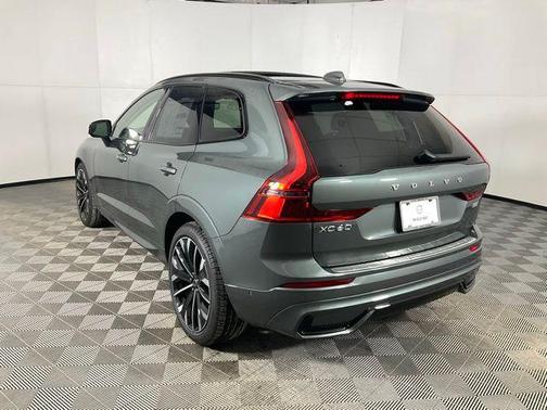 Forest Lake 2026 Volvo XC60 B5 Ultra