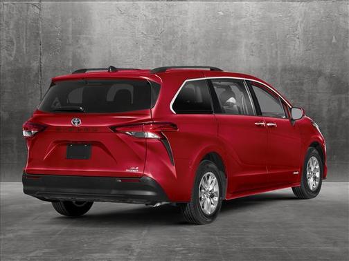 2025 Toyota Sienna XLE 7 Passenger