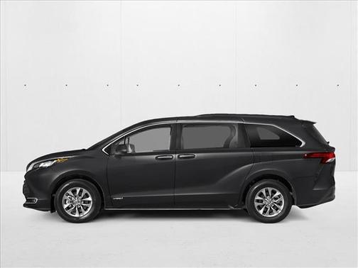 2025 Toyota Sienna XLE 7 Passenger