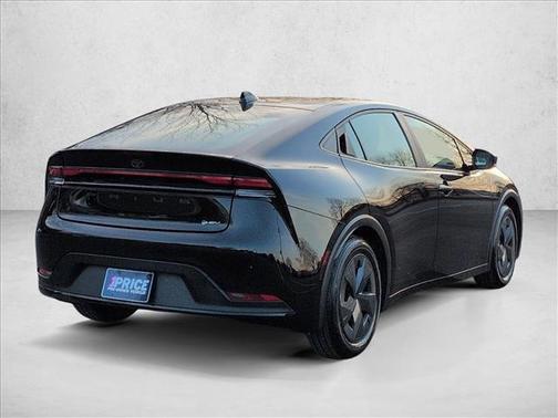 2025 Toyota Prius LE