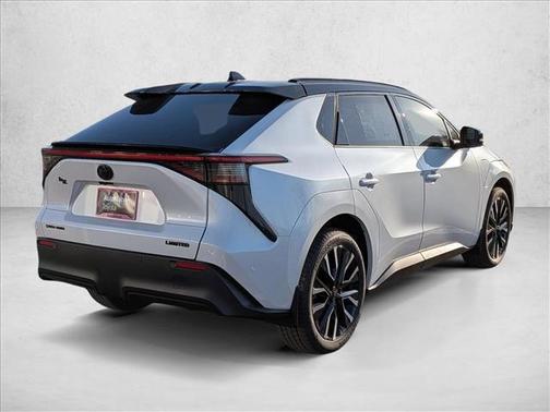 Wind Chill Pearl w/Midnight Black Metallic Roof 2026 Toyota bZ Limited