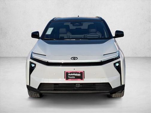 Wind Chill Pearl w/Midnight Black Metallic Roof 2026 Toyota bZ Limited