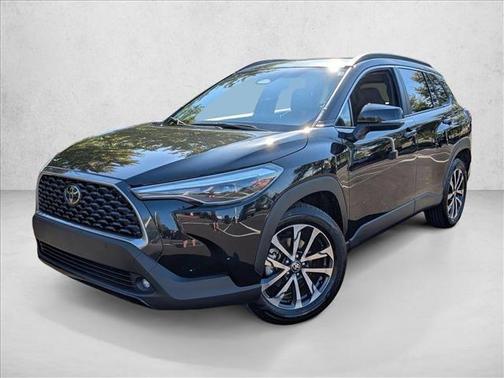 2024 Toyota Corolla Cross XLE