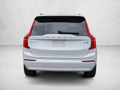 2023 Volvo XC90 B6 Plus 7-Seater