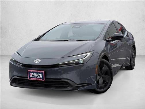 2025 Toyota Prius LE