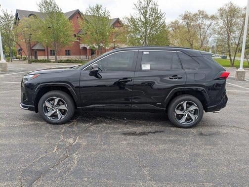 2025 Toyota RAV4 Hybrid SE