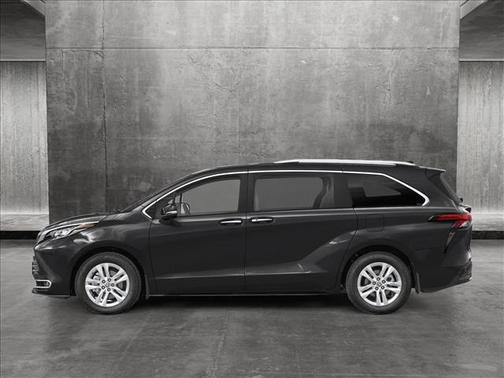 2025 Toyota Sienna Limited 7-Passenger