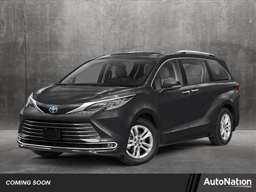 2025 Toyota Sienna Limited 7-Passenger