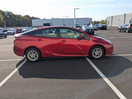 2016 Toyota Prius Two