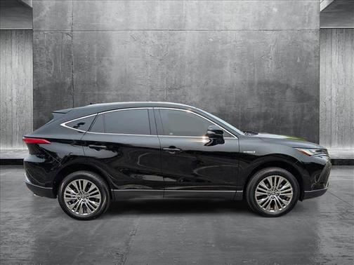 2021 Toyota Venza XLE