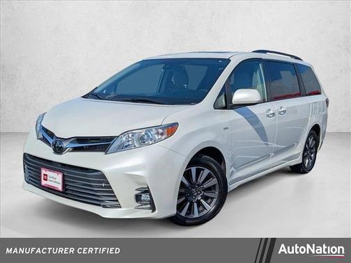 2020 Toyota Sienna XLE