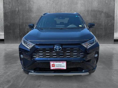 2020 Toyota RAV4 Hybrid SE