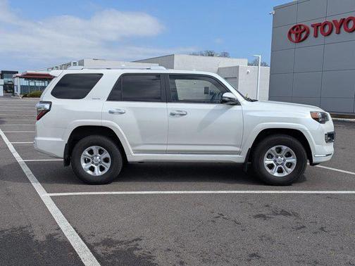 Blizzard Pearl 2021 Toyota 4Runner Limited