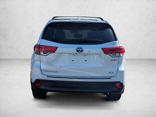 2019 Toyota Highlander Hybrid XLE