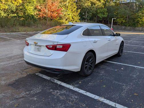 2017 Chevrolet Malibu 1LT