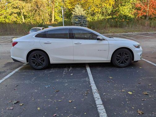 2017 Chevrolet Malibu 1LT