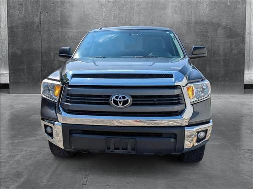 2014 Toyota Tundra SR5