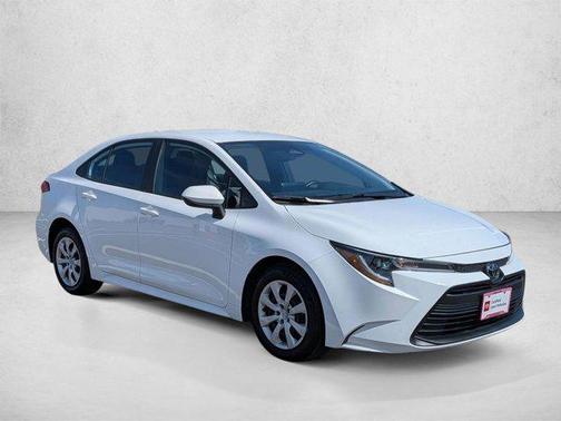 Ice Cap 2023 Toyota Corolla LE
