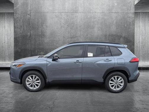 2025 Toyota Corolla Cross LE