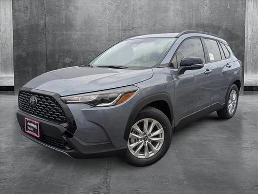 2025 Toyota Corolla Cross LE