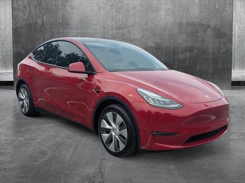 2022 Tesla Model Y Long Range Dual Motor All-Wheel Drive