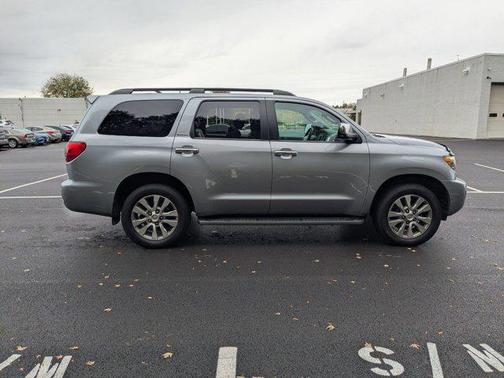 2016 Toyota Sequoia Limited