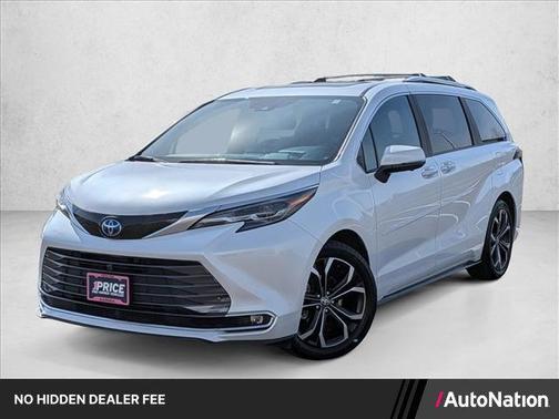 Wind Chill Pearl 2025 Toyota Sienna Platinum