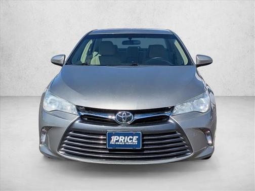 Creme Brulee Mica 2015 Toyota Camry LE