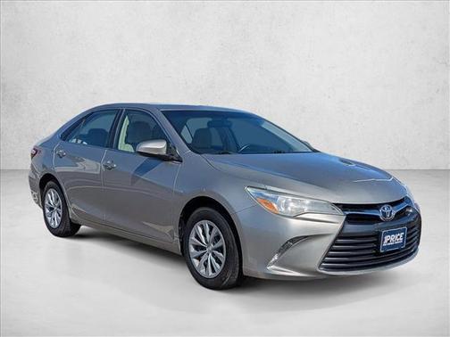 Creme Brulee Mica 2015 Toyota Camry LE