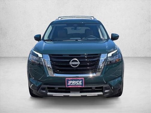 Obsidian Green Pearl 2025 Nissan Pathfinder Platinum 4WD