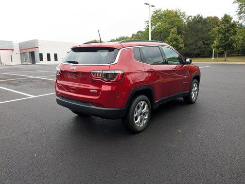 2025 Jeep Compass Latitude