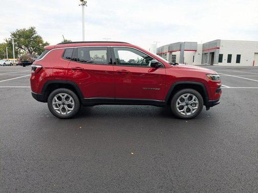 2025 Jeep Compass Latitude