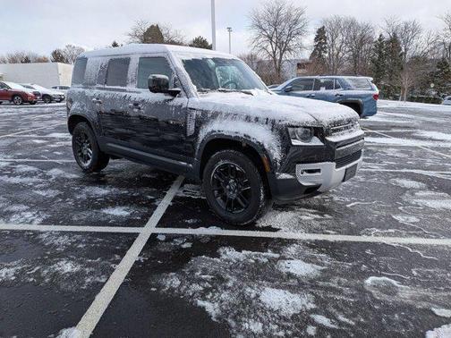 2025 Land Rover Defender 110 P300