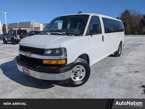 2025 Chevrolet Express 3500 RWD 3500 Extended Wheelbase LT