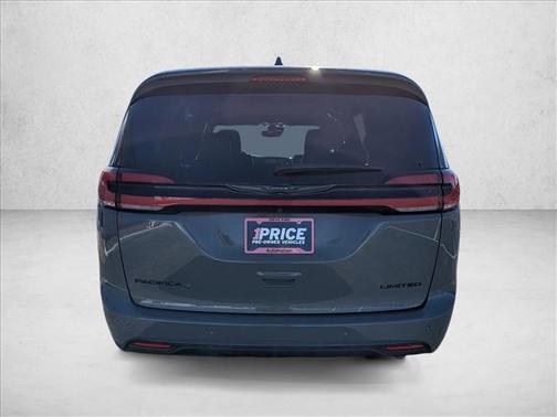 2025 Chrysler Pacifica Limited