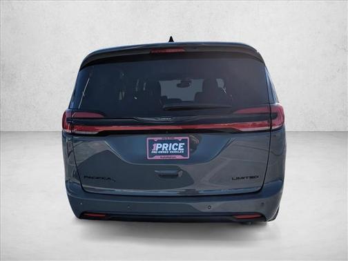 2025 Chrysler Pacifica Limited