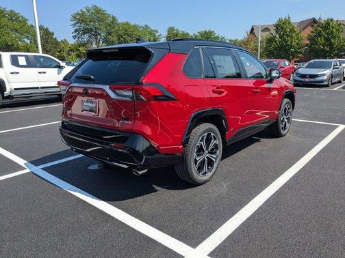 2025 Toyota RAV4 Hybrid SE