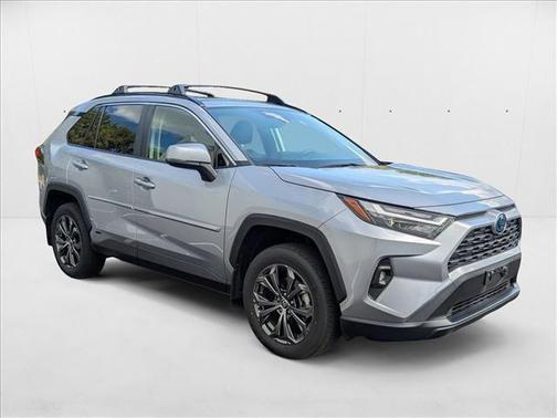 2022 Toyota RAV4 Hybrid XLE Premium