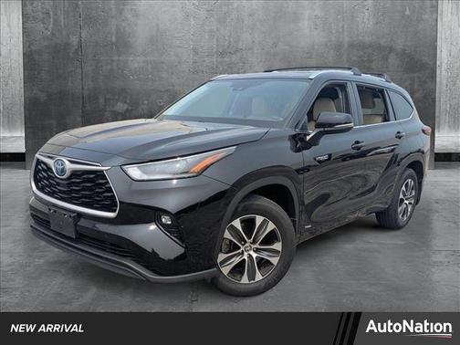 2021 Toyota Highlander Hybrid XLE