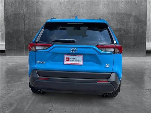 2021 Toyota RAV4 LE