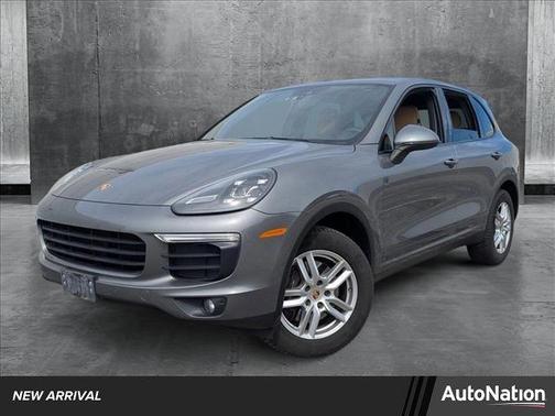 2016 Porsche Cayenne Base