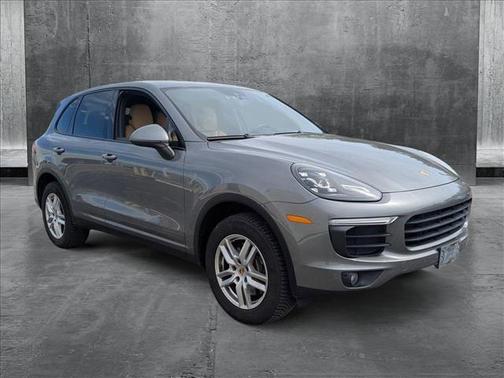 2016 Porsche Cayenne Base