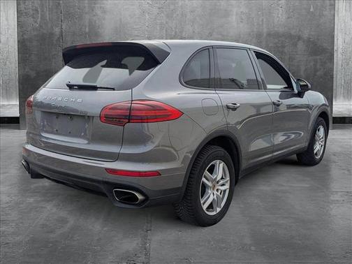 2016 Porsche Cayenne Base