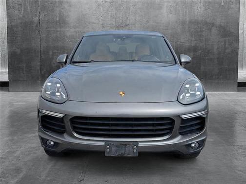 2016 Porsche Cayenne Base
