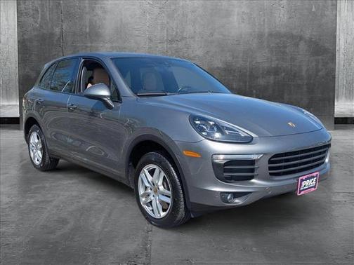 2016 Porsche Cayenne Base