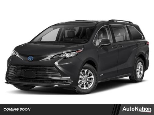 2025 Toyota Sienna LE