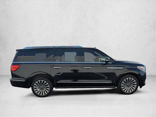 2019 Lincoln Navigator L Reserve