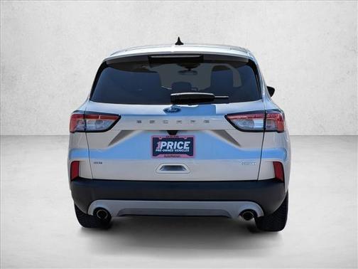 Ingot Silver Metallic 2020 Ford Escape SE