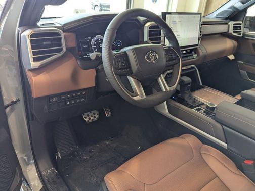 2025 Toyota Tundra Hybrid 1794 Edition